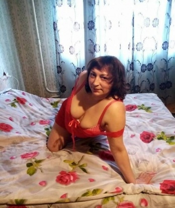 Диночка